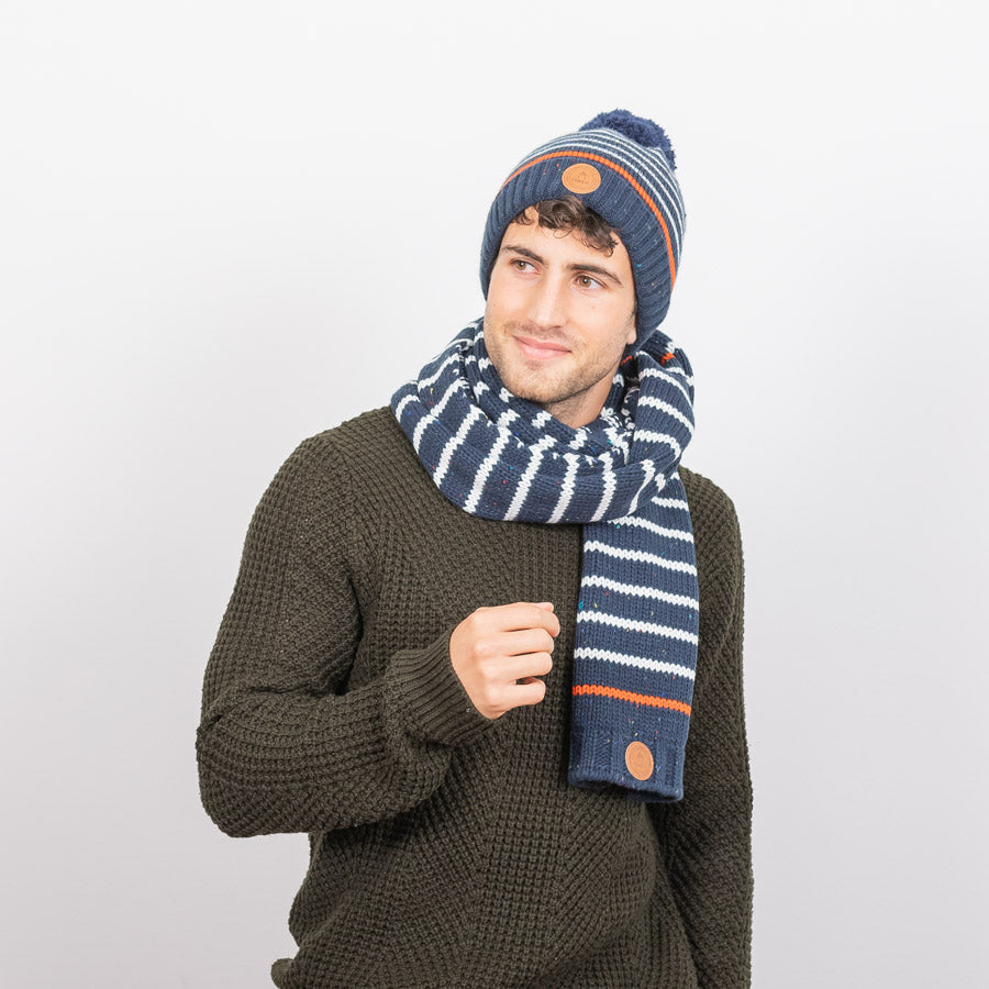 Scarf Red Lion Navy