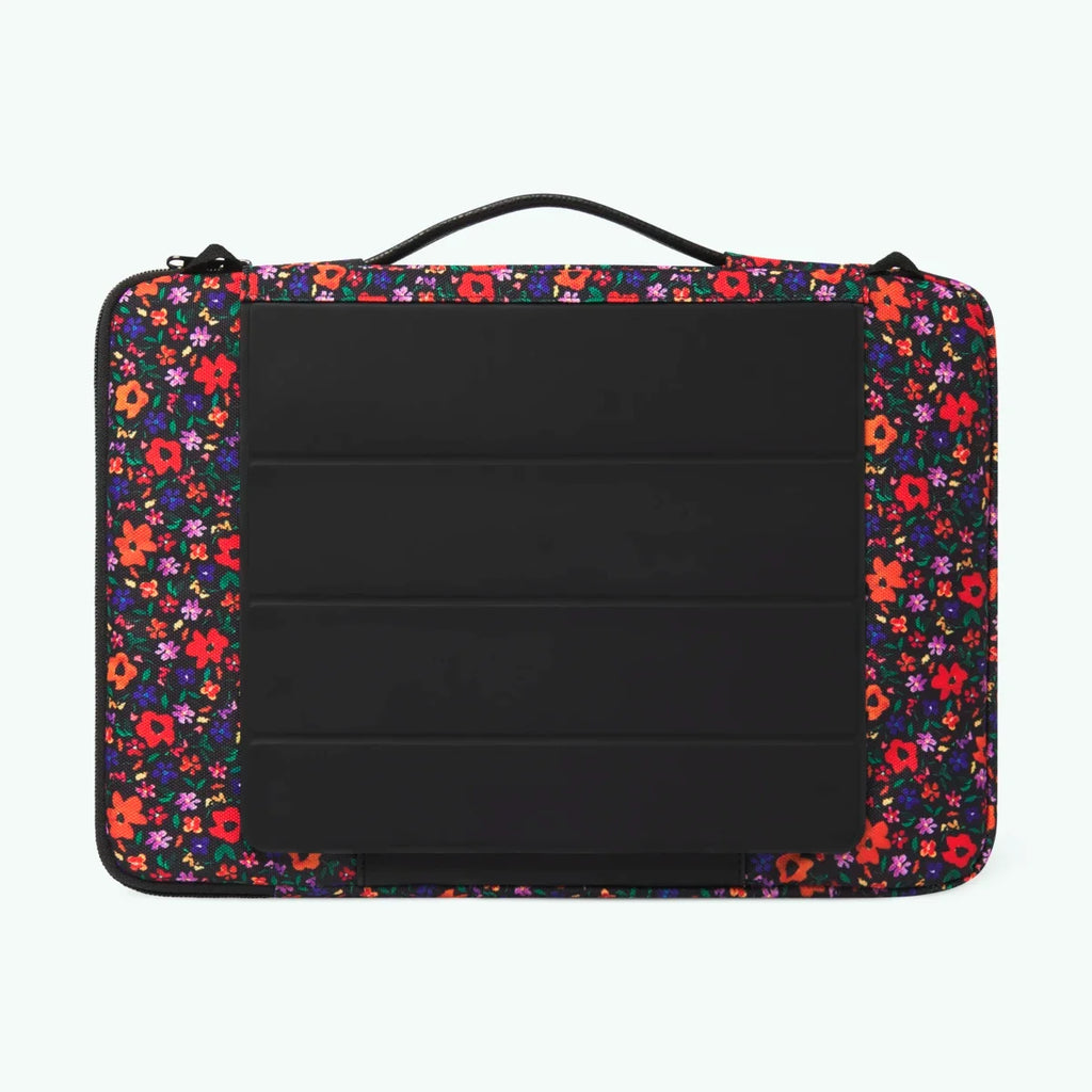 Laptop case 16 Farewell Square