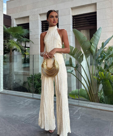 Asymmetric Halter Crop Top With Wide Leg Pants Set